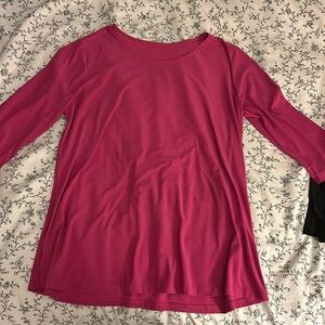 Women’s quarter inch long sleeve